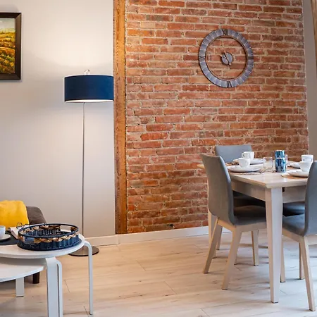 Abrahama 8 Pansiyon *